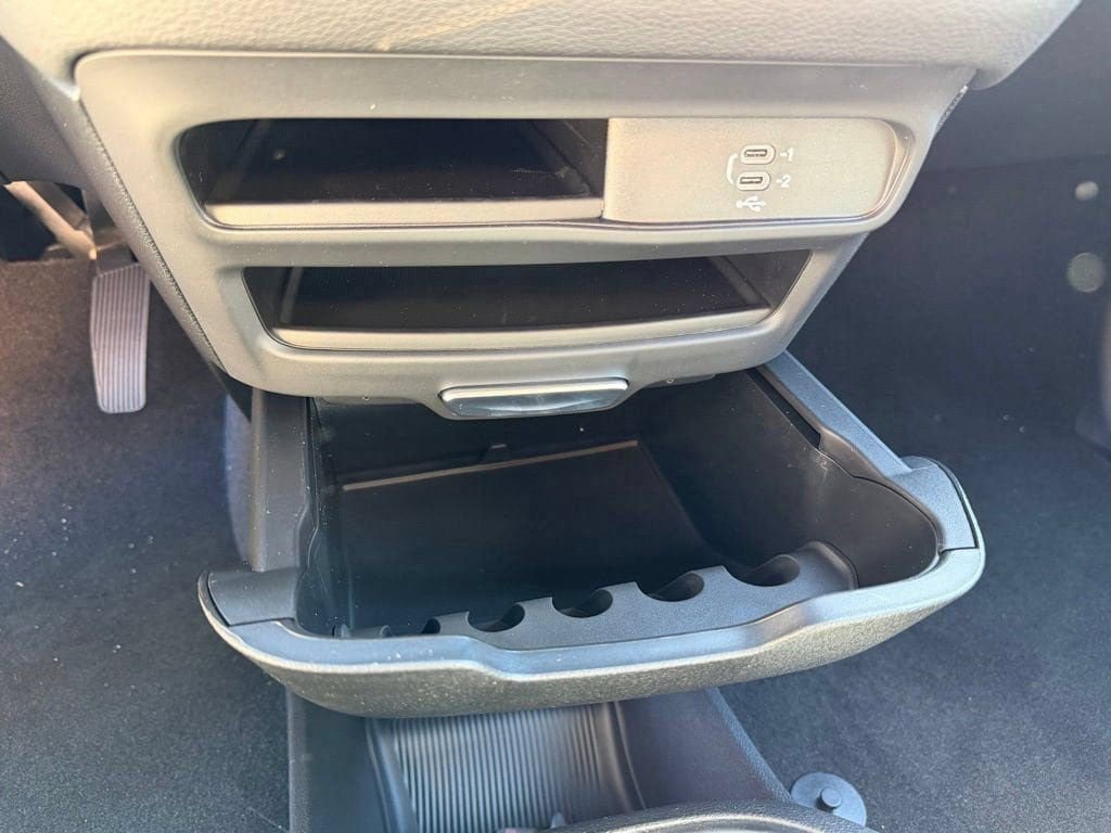 New 2026 Chrysler Pacifica Select w/ S Appearance Package FWD image 22
