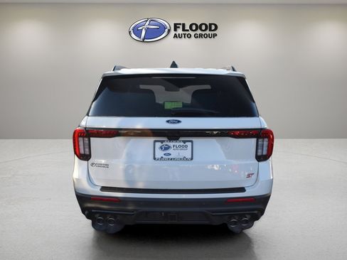 Used 2025 Ford Explorer ST w/ Sun And Sound Package image 3
