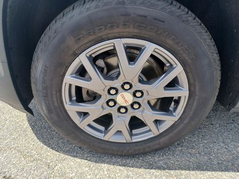 Used 2020 GMC Acadia SLT FWD image 21