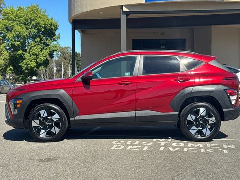 Used 2025 Hyundai Kona SEL AWD/4WD image 7