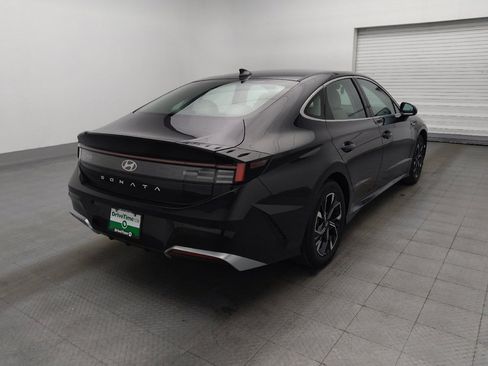 Used 2025 Hyundai Sonata SEL FWD image 9