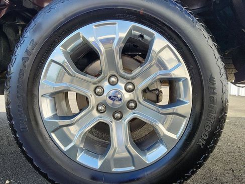 Used 2019 Ford F150 Lariat RWD image 9