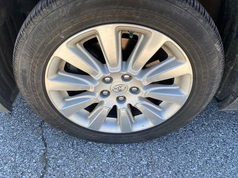 Used 2014 Toyota Sienna LE AWD/4WD image 16