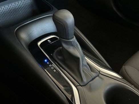 Used 2023 Toyota Corolla LE image 18