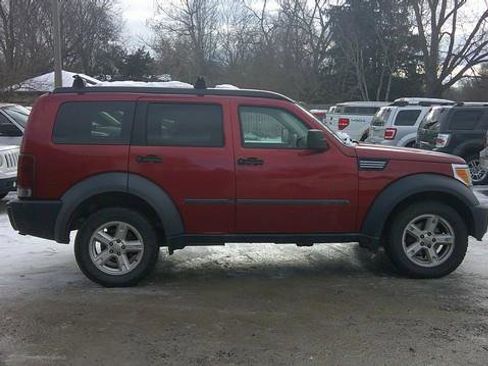 Used 2007 Dodge Nitro SXT image 7