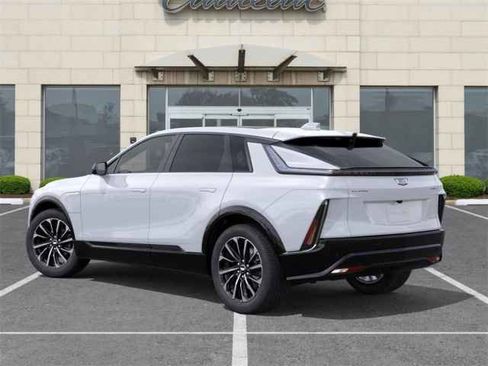 New 2026 Cadillac Lyriq Sport image 3