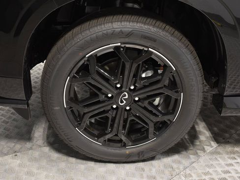 Used 2026 INFINITI QX80 4WD w/ Sport Exterior Package image 28