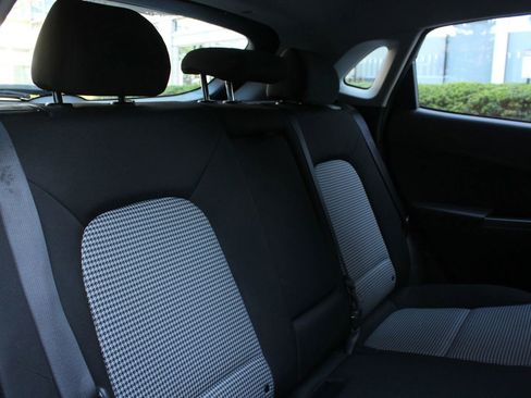 Used 2017 Hyundai Santa Fe Sport FWD image 22
