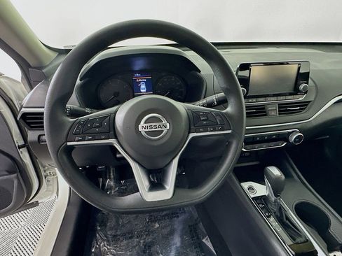 Certified 2022 Nissan Altima 2.5 S image 18