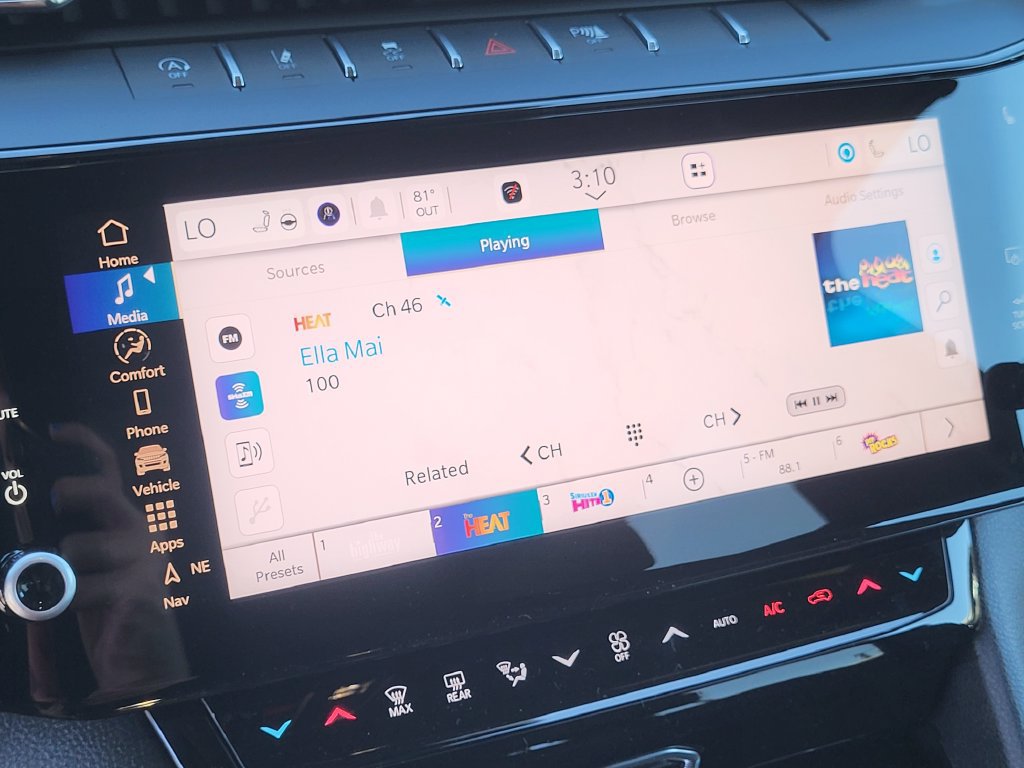 New 2026 Jeep Grand Cherokee Altitude AWD/4WD image 20
