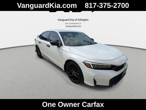 Used 2025 Honda Civic Sport image 2