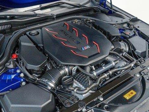 Used 2025 BMW M5 w/ Carbon Package image 65