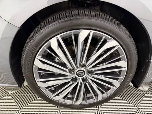 Used 2025 Nissan Altima 2.5 SL image 12