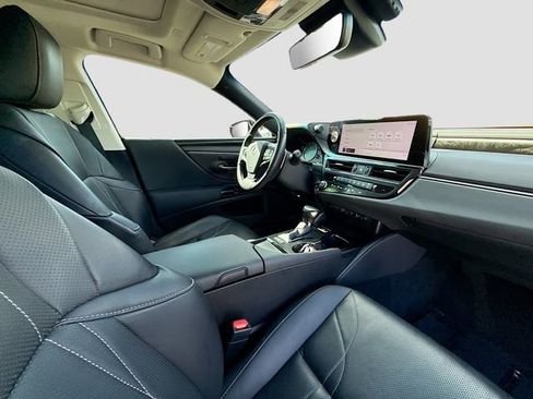 Used 2024 Lexus ES 350 Luxury w/ Technology Package image 27