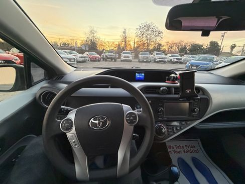 Used 2012 Toyota Prius C Four image 10