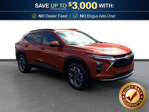 Used 2024 Chevrolet Trax LT w/ Driver Confidence Package image 10