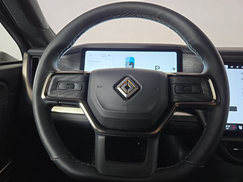 Used 2023 Rivian R1S Adventure AWD/4WD image 28