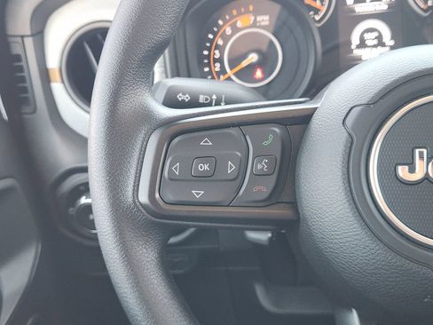 Used 2026 Jeep Wrangler Sport AWD/4WD image 25