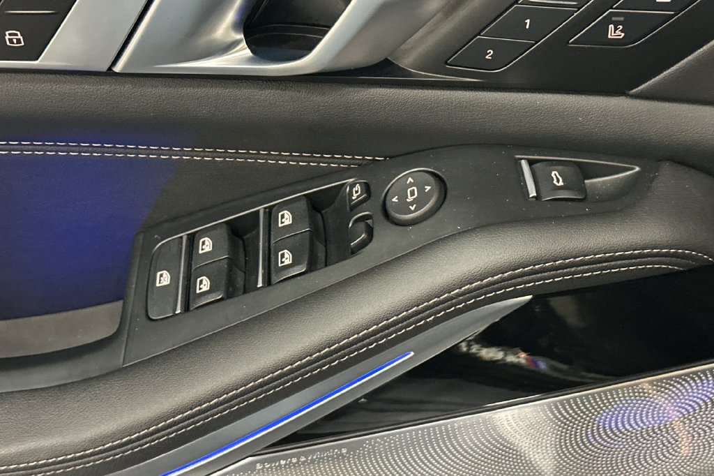 Certified 2024 BMW X5 M60i AWD/4WD image 12