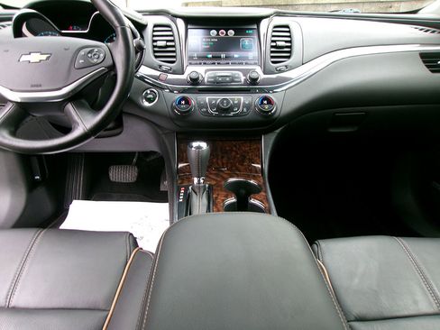 Used 2014 Chevrolet Impala LTZ image 15