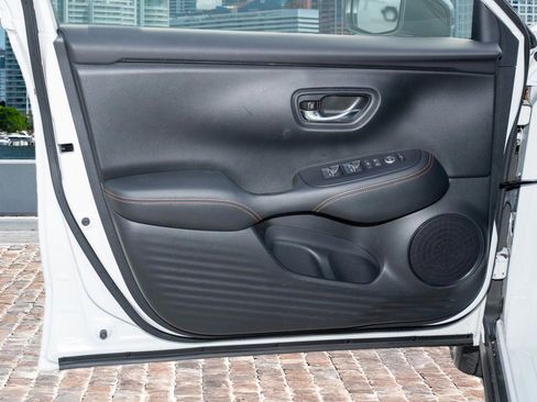 Certified 2024 Honda HR-V Sport image 11