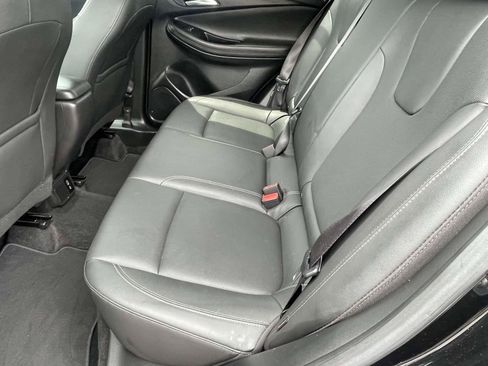Used 2024 Buick Encore GX Sport Touring AWD/4WD image 10