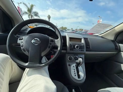 Used 2009 Nissan Sentra 2.0 S image 9
