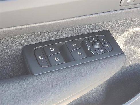 New 2026 Volvo XC40 B5 Plus w/ Protection Package Premier image 12