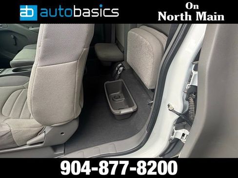 Used 2019 Nissan Frontier S image 17