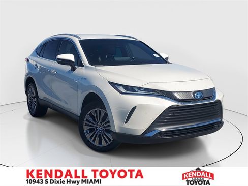 Used 2021 Toyota Venza XLE w/ Softex Package image 1