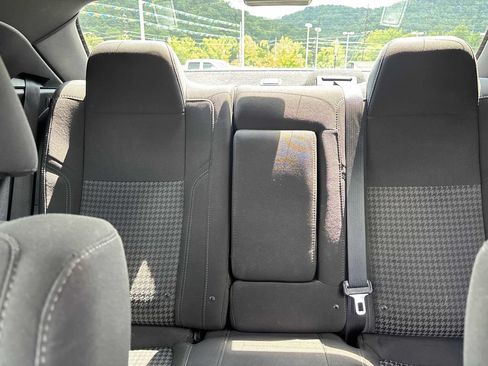 Used 2019 Dodge Challenger SXT RWD image 17
