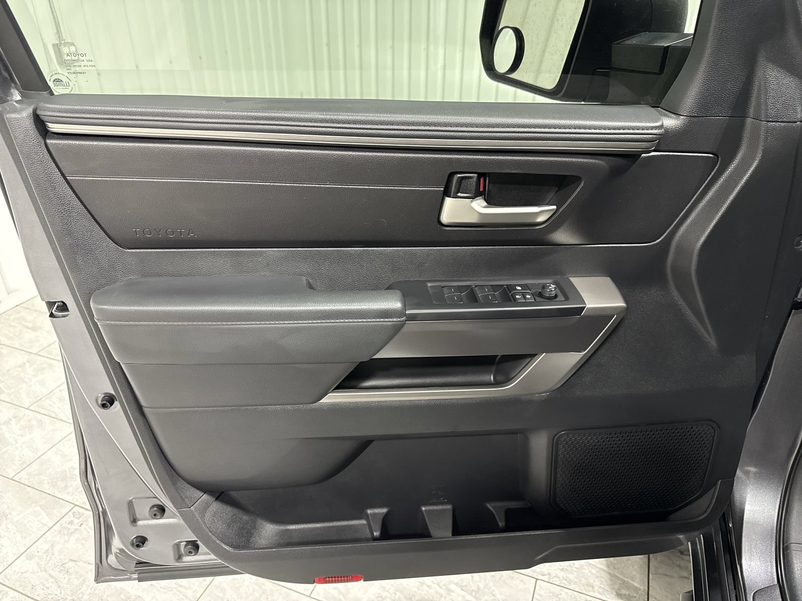 Used 2024 Toyota Tundra SR5 AWD/4WD image 23
