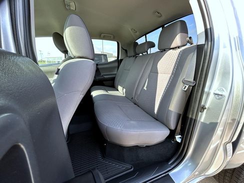 Used 2022 Toyota Tacoma SR image 19