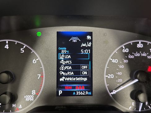Used 2025 Toyota Corolla LE FWD image 22