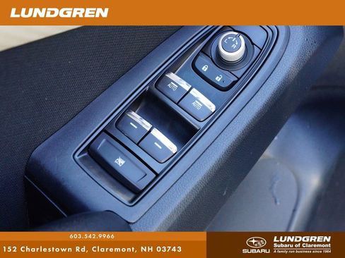 Used 2021 Subaru Ascent Premium w/ Convenience Package image 27