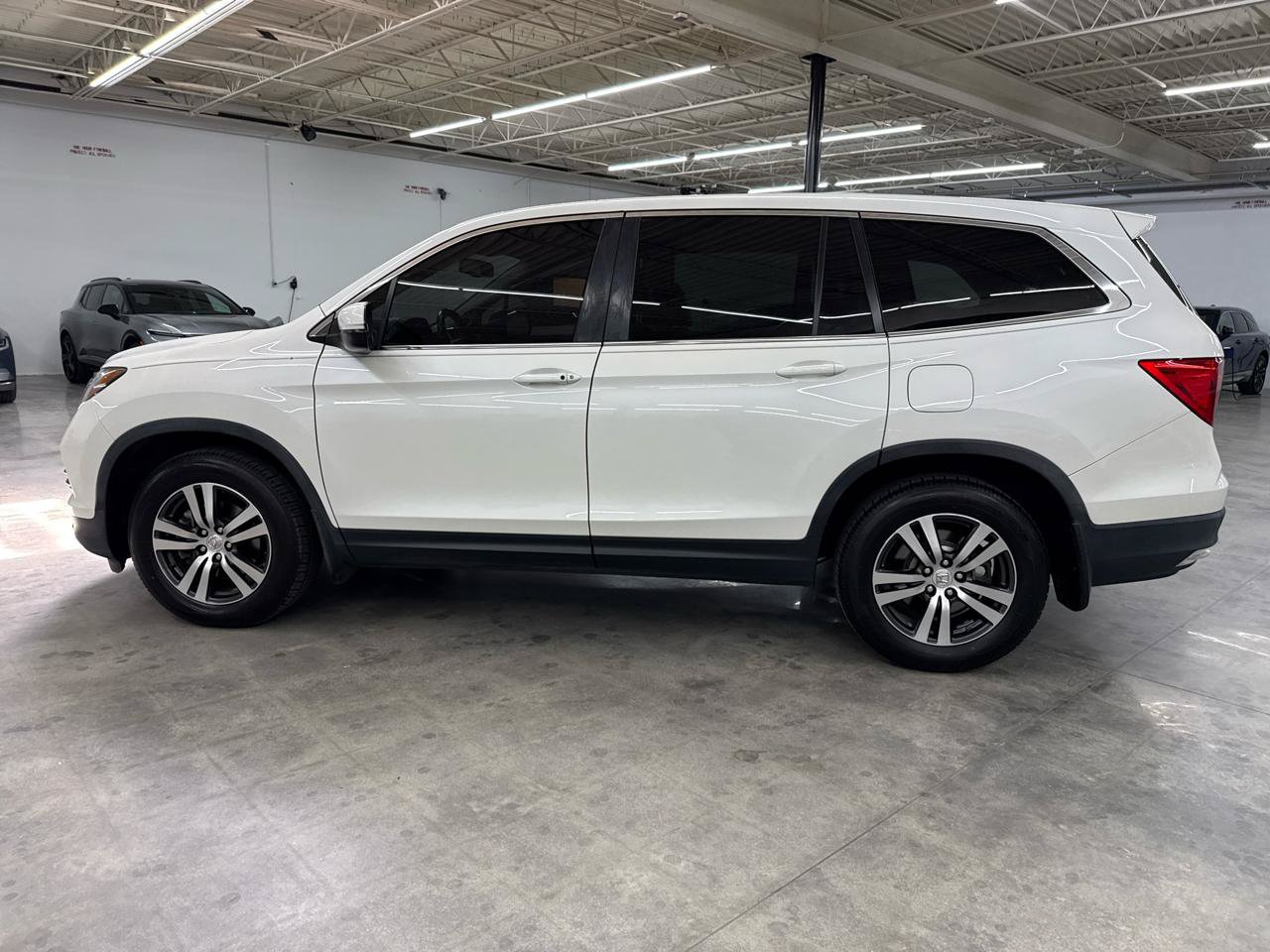 Used 2017 Honda Pilot EX-L image 10