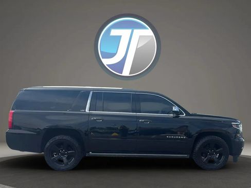 Used 2016 Chevrolet Suburban LTZ AWD/4WD image 4