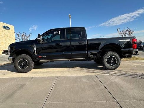 New 2026 Ford F250 Lariat w/ Tremor Off-Road Package image 28