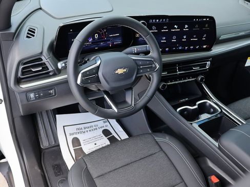 New 2026 Chevrolet Traverse LT w/ Driver Confidence Package image 23