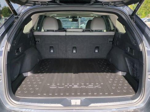 Used 2023 Subaru Outback Limited AWD/4WD image 14