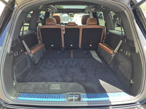 Used 2026 Mercedes-Benz GLS 450 4MATIC image 16