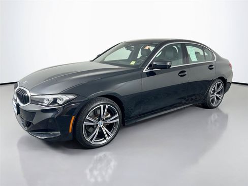 Certified 2023 BMW 330i xDrive Sedan w/ Parking Assistance Package AWD/4WD image 2