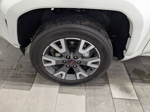 Used 2025 Toyota 4Runner TRD Sport Premium image 7