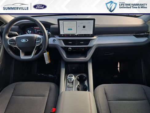 New 2026 Ford Explorer Active RWD image 11