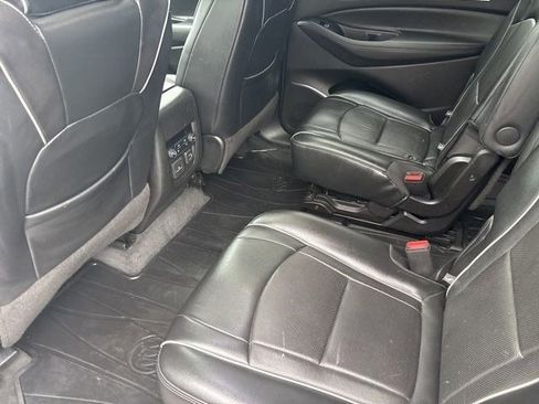 Used 2020 Buick Enclave Avenir w/ Avenir Technology Package image 32