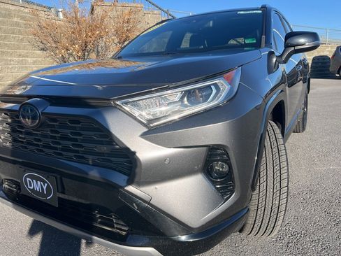 Used 2020 Toyota RAV4 XSE image 30