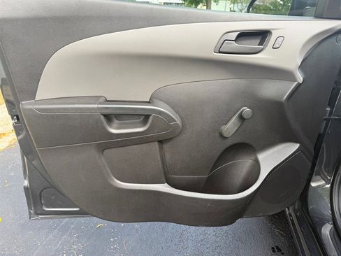 Used 2016 Chevrolet Sonic LS image 32