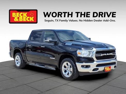 Used 2019 RAM 1500 Big Horn AWD/4WD image 3