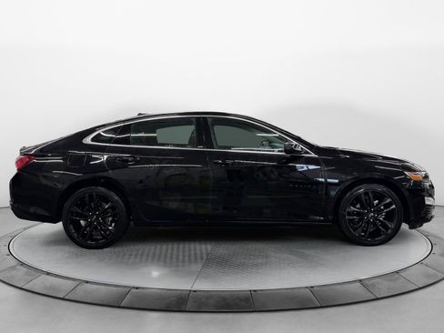 Used 2024 Chevrolet Malibu LT w/ Midnight Edition FWD image 2