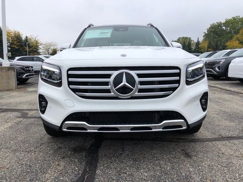 New 2026 Mercedes-Benz GLB 250 4MATIC image 2